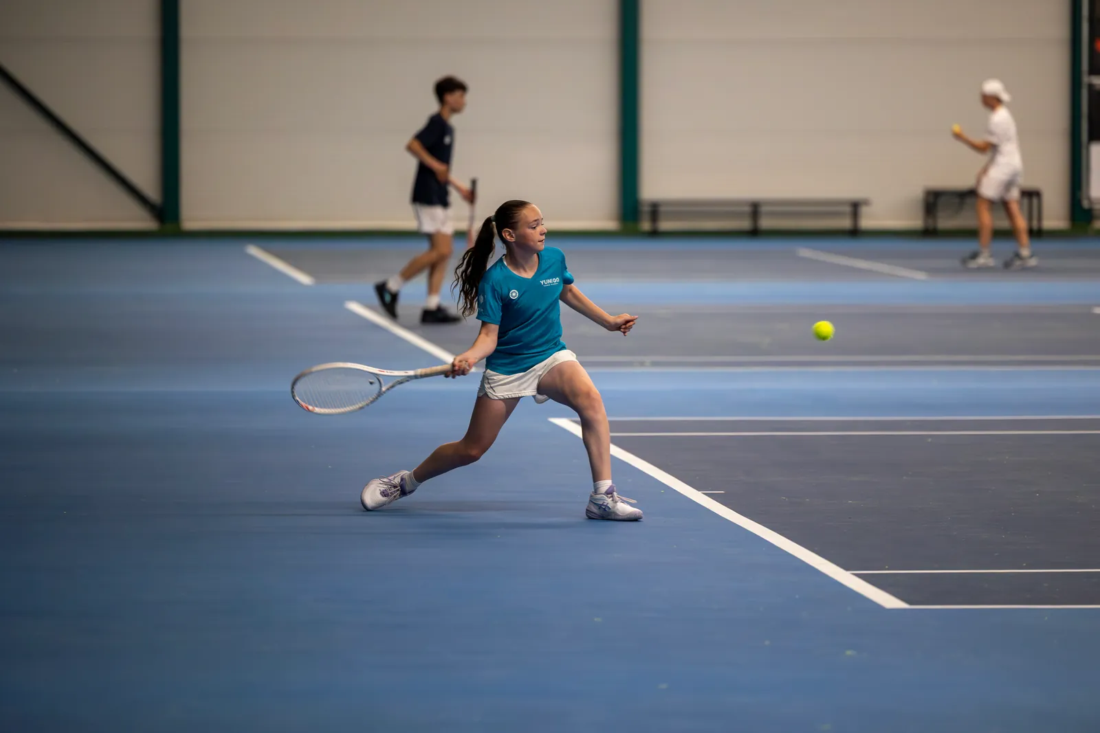 YuniQQ Tennis Academy - thuisbasis Tennishal Roosendaal